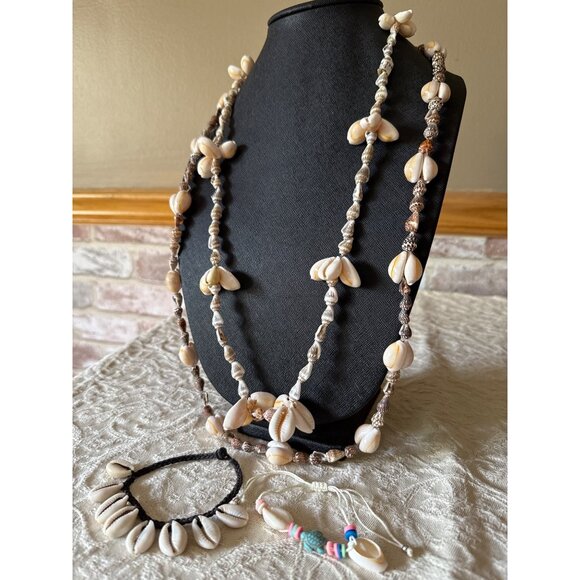 Lot of 4 Vintage Cowrie Shell Jewelry – Surfer Girl Necklaces & Bracelets Boho - Picture 1 of 16